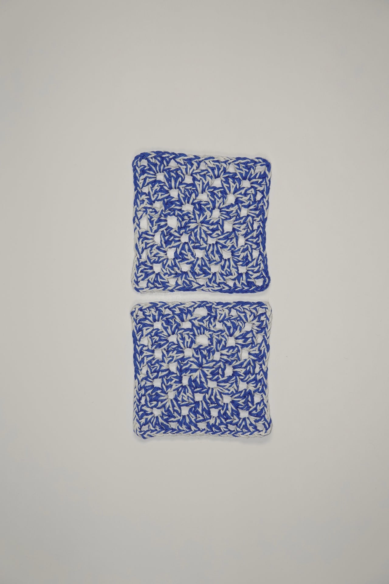 Pot Holder Set (White/Blue)