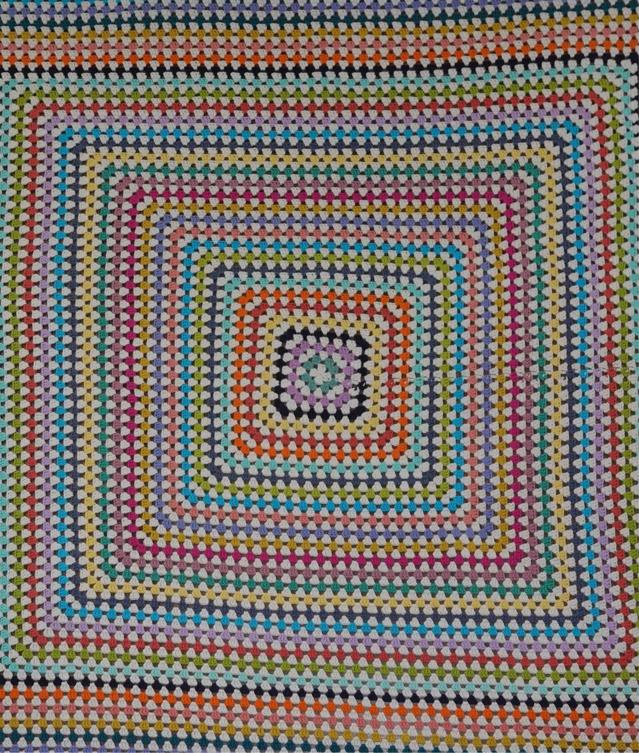 Granny Square Blanket (Pastel & White)