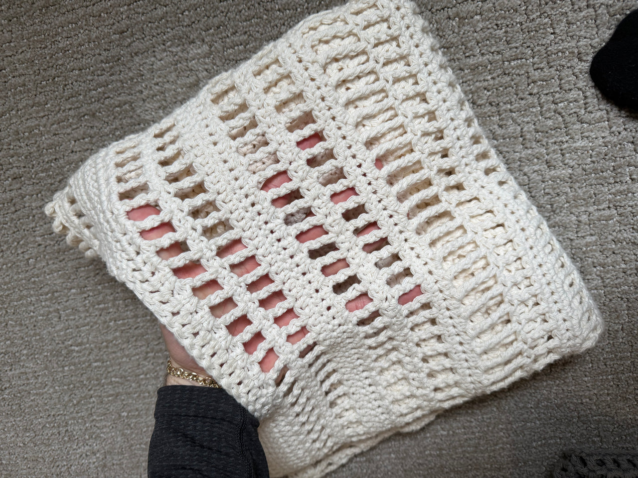 HAND-CROCHET CREAM SWEATER