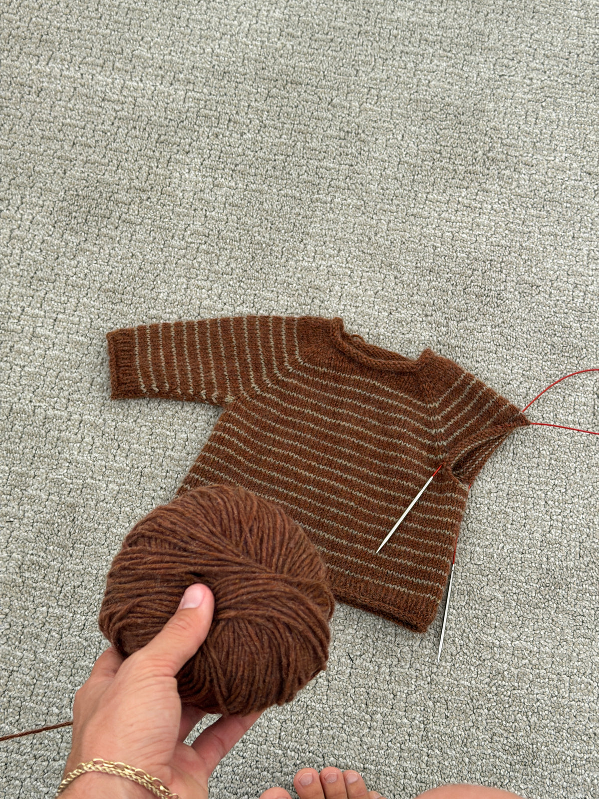 CASHMERE BABY SWEATER