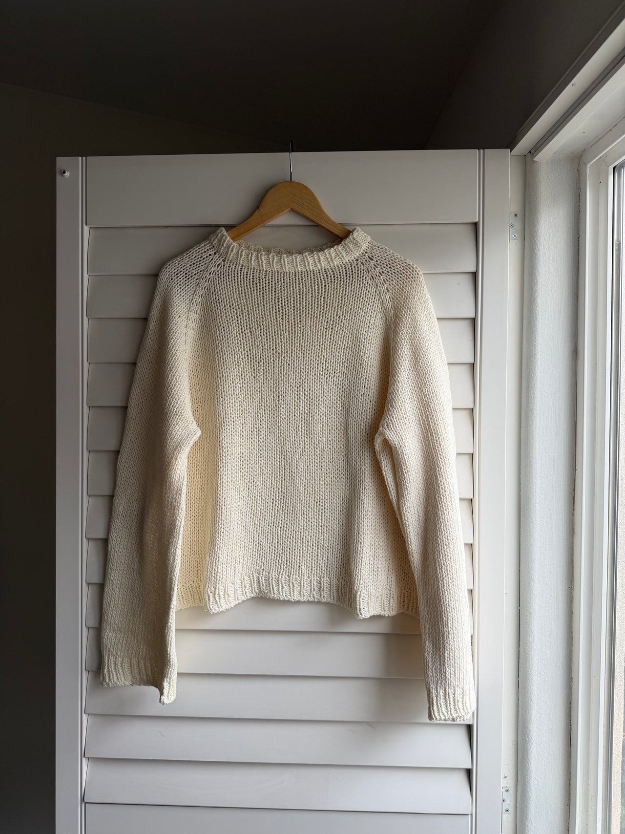 HAND-KNIT CREAM SWEATER