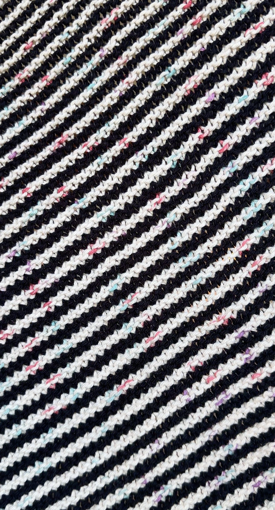 BABY KNIT BLANKET (STIPE)
